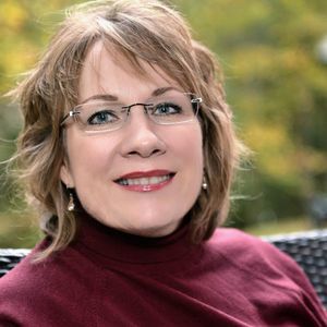 Meet your Posher, Debra